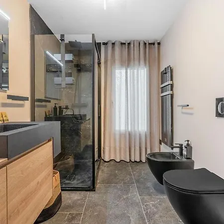 Aqualuxe With Jacuzzi, Hammam Bath And Swimming Pool Апартаменты Сойано-дель-Лаго